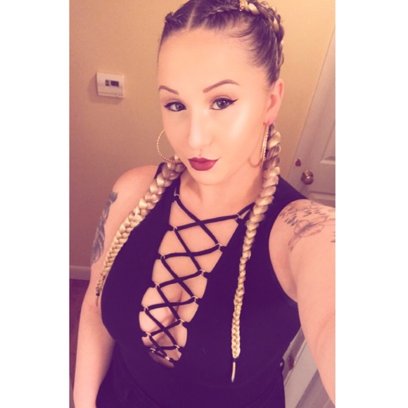 Meet your Posher, Vicki - Picture 2 of 2